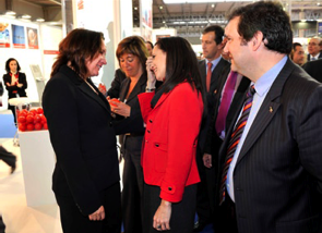 Construmat09 Ministra d'habitatge