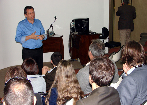 conferència Primera missió internacional del CAATEEB 