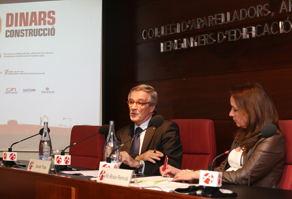 Dinars Construcció amb Xavier Trias, Alcalde de Barcelona. Ponència a la sala d'actes de CAATEEB