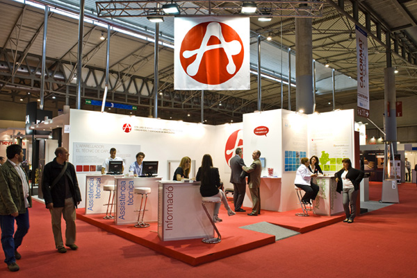 Foto del Stand del CAATEEB en Construmat 2011